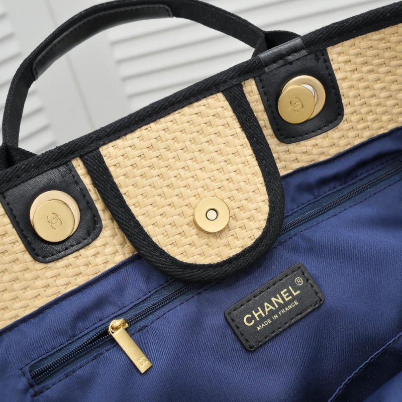 Ch**el shopping bags